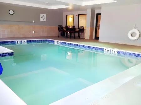 Holiday Inn Express Biddeford Отели рядом с достопримечательностью «suger»