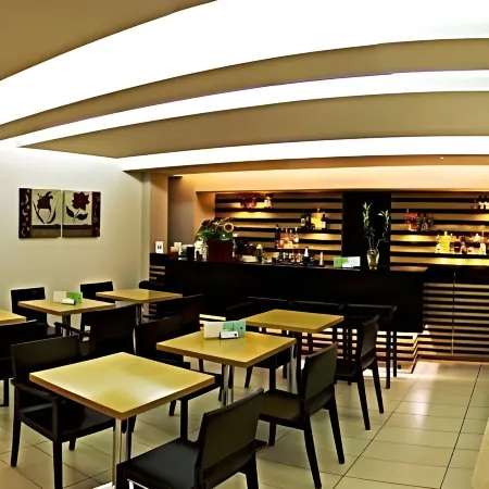Deves Hotel