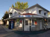 Kings Inn Orillia Hotels in Orillia