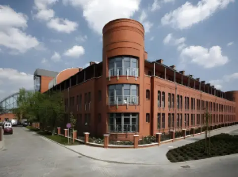 City Park Hotel & Residence