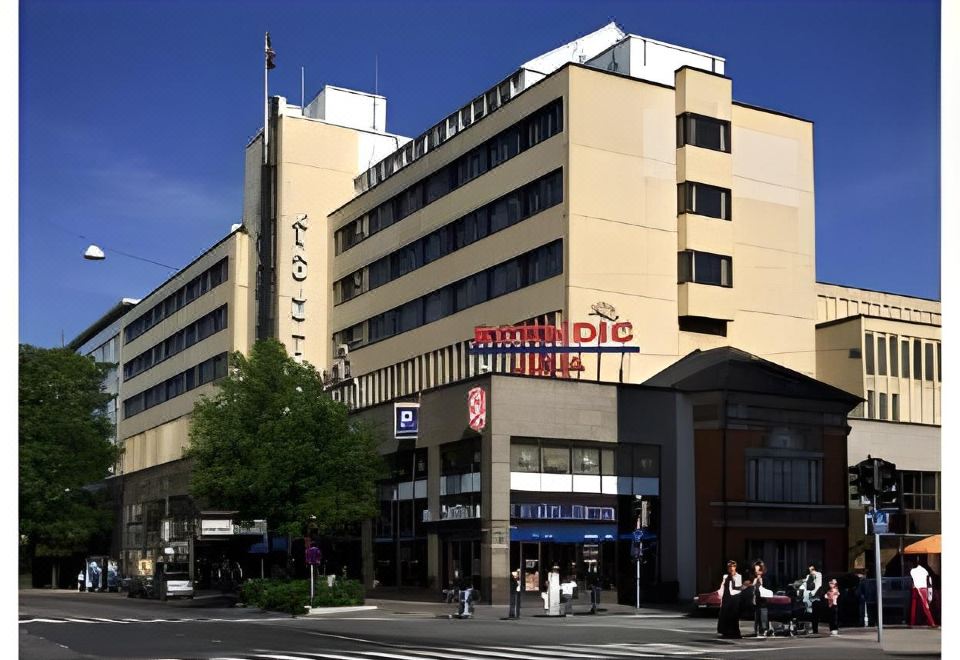 hotel overview picture