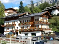 Hotel Meublè Villa Neve Hotel in zona Bivacco Buffa di Perrero