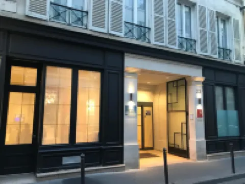 Le Basile Hôtel Hoteles cerca de Galerías Lafayette