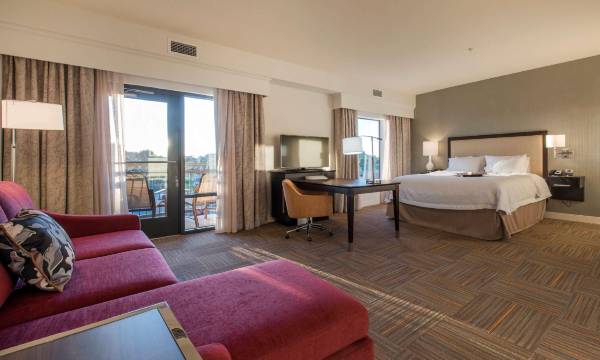 Hampton Inn & Suites by Hilton Phoenix Tempe