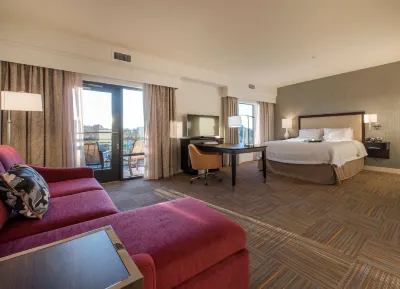 Hampton Inn & Suites by Hilton Phoenix Tempe Hotels in Tempe