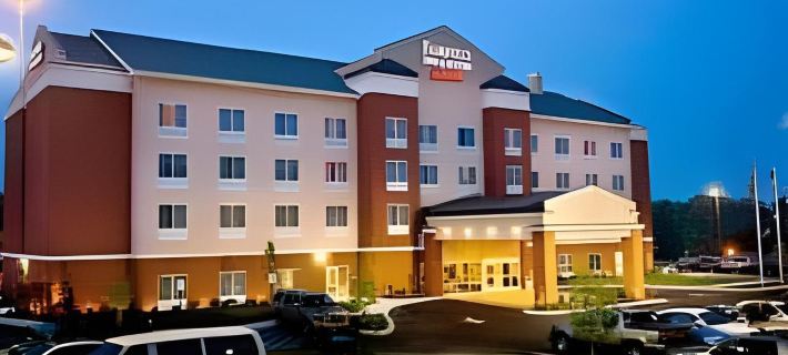 Fairfield by Marriott Cleveland Hotels in Cleveland