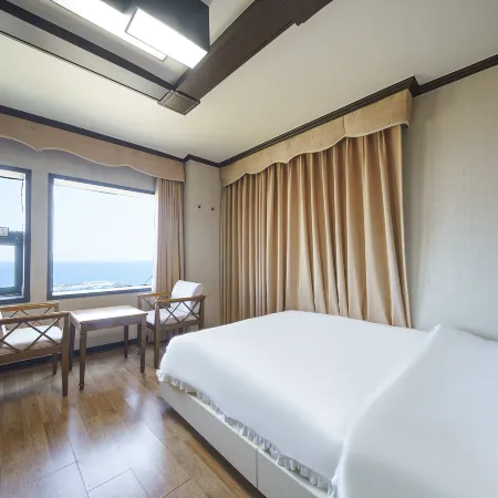 Yeongdeok E (e Motel)