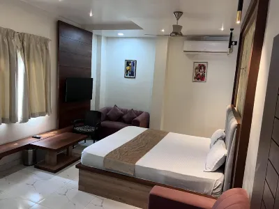 Saini Hotel Hotels in 