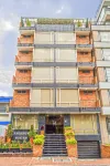 Hotel Regency Suites la Feria Hotel a 