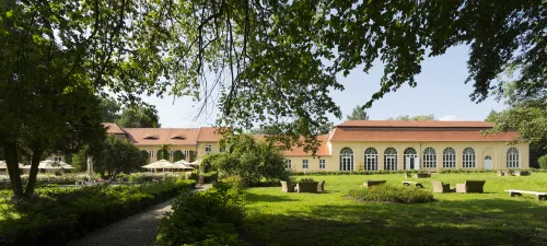 Palatul Brukenthal Avrig Hotels in Карцишоара