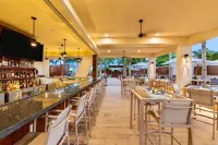 Seven Stars Resort & Spa - bar