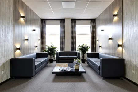 Премьер отель Отели рядом с достопримечательностью «Экспо зал, Тверской областной Дом науки и техники»