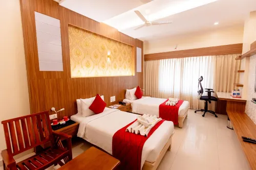 Hotel Dsf Grand Plaza