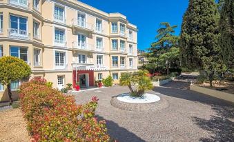 Hotel Carlton