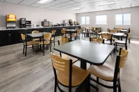 Super 8 by Wyndham Henrietta/Rochester Area Hotels in Henrietta