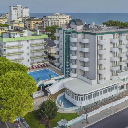 Salus Smart & Chic Hotel Отели рядом с достопримечательностью «Фаро»