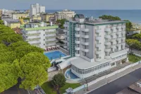 Salus Smart & Chic Hotel - Pools