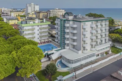 Salus Smart & Chic Hotel のホテル