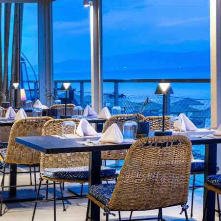 Ammon Zeus Luxury Beach Hotel