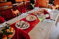 Cat Ba Gem Cruise Hotels in Cat Hai