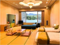 Spa Hotel Yuttarikan Hotels in Сацума-Сендай