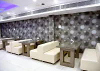 Hotel Swarat Hotels in Satna