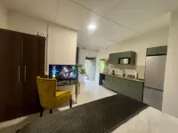 Busa House Self-Catering guest house & Caravan Park