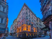 Meroddi Pera Flats Hotels in Karakoy