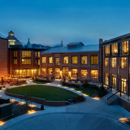 The Foundry Hotel Asheville, Curio Collection by Hilton