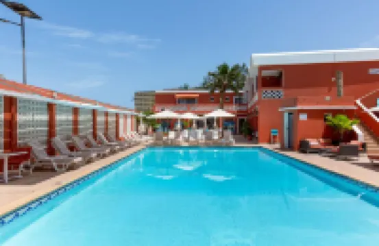 La Madrague-Surf Beach Sea