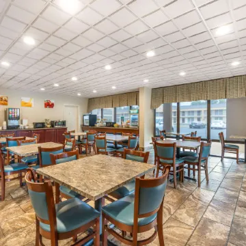 Quality Inn of Paris, TN