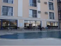 Ozalp HAN Hotel - piscina