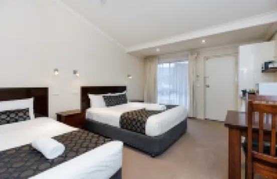 Amaroo Motel