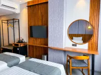 Nata Azana Hotel Ngawi Hotels in Ngawi Regency