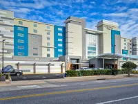DoubleTree by Hilton Virginia Beach Oceanfront South Hotels near Back Bay Brewing Co.