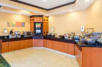Fairfield Inn & Suites Canton - breakfast