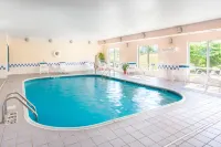 Fairfield Inn Middletown Monroe - parking
