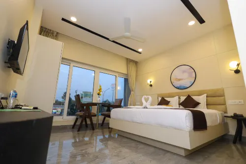 Eden Roc Hotels in Puducherry