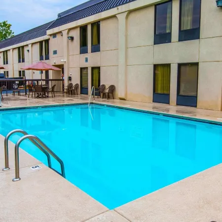 Clarion Inn Near Lookout Mountain
