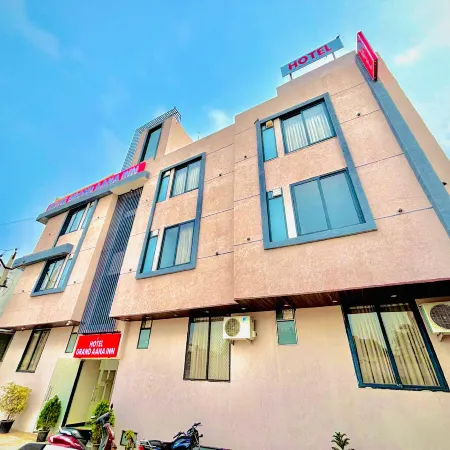 Hotel Grand Aana Inn