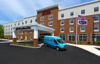 Hampton Inn & Suites Bridgewater Hotel in zona Hardcore Paintball Arena NY NJ
