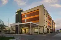 Home2 Suites by Hilton Fort Collins - Baarit