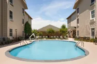 Hampton Inn & Suites Springdale - Pools