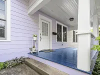 Walk to Downtown Brevard  Pets Welcome Large Fenced Yard Porches Biking Hiking Hotels in Brevard