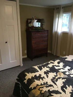 Cottage On Sunset 2 Bedroom House Walk To Castle Rock Lake  New Lisbon WI