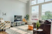 Spacious Downtown Owosso Loft