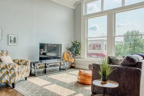 Spacious Downtown Owosso Loft