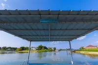 Lakefront Home with Dock, 5 Kayaks! 3 Miles to Granbury Square