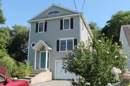 Walk to the  beach at Black Point, Niantic, Ct.