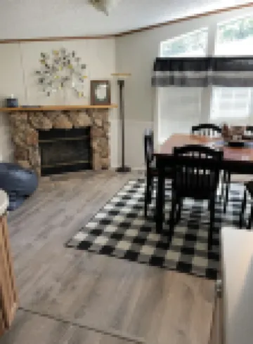 Spacious, peaceful home away from home...snow or sun!